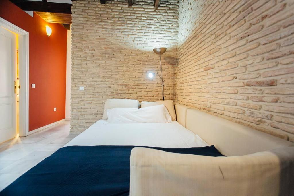 Precioso Apartamento En El Casco Antiguo De Triana Севилья Экстерьер фото