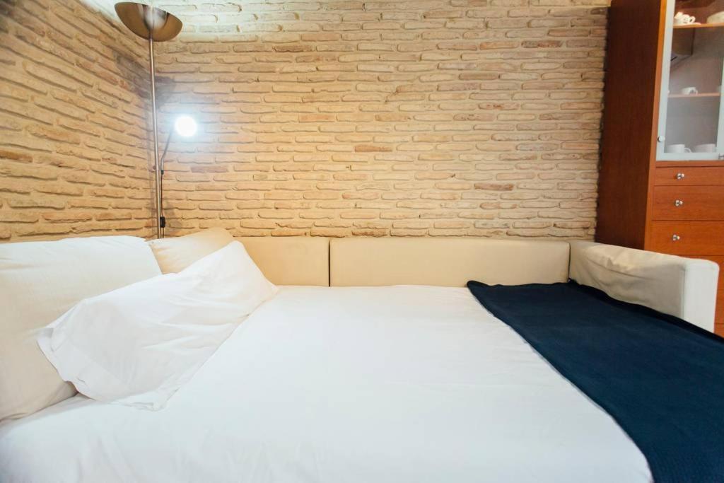 Precioso Apartamento En El Casco Antiguo De Triana Севилья Экстерьер фото